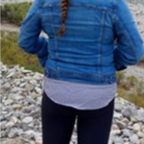 Old Navy jean jacket - Picture 4 of 5